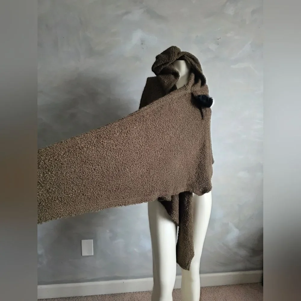 Joseph Ribkoff Boucle Hooded Shawl Poncho Womens Sz 8 Green Brown Fur Brooch
